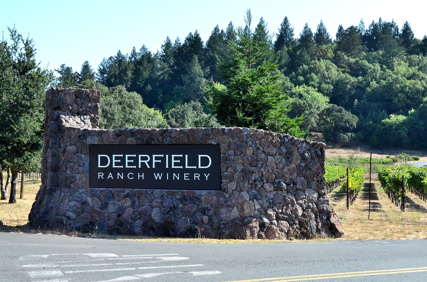 Deerfield Ranch Winery - Sonoma Valley